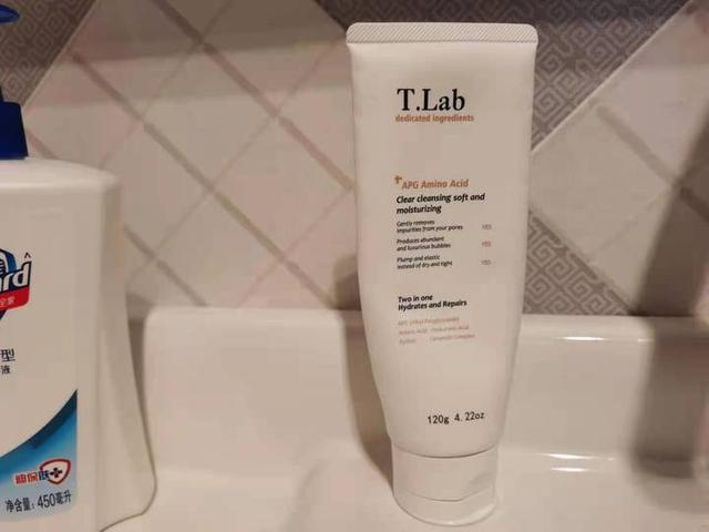 中国护肤品牌排行榜前十名有哪些(全国护肤品排行榜10强名单)-第6张图片 中国护肤品牌排行榜前十名有哪些(全国护肤品排行榜10强名单)-第6张图片