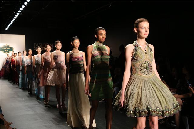 世界四大时装周之首（世界四大时装周特点）-第3张图片