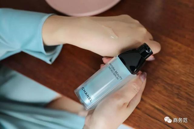 香奈儿可可小姐香水哪款最好闻又持久（香奈儿可可小姐香水有几款）-第9张图片