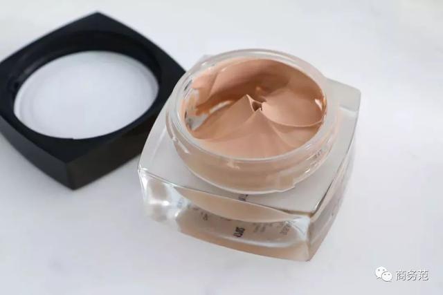 香奈儿可可小姐香水哪款最好闻又持久（香奈儿可可小姐香水有几款）-第17张图片