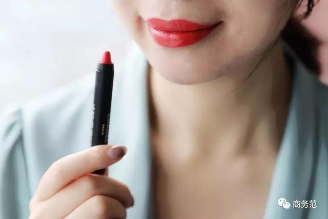 香奈儿可可小姐香水哪款最好闻又持久（香奈儿可可小姐香水有几款）-第42张图片