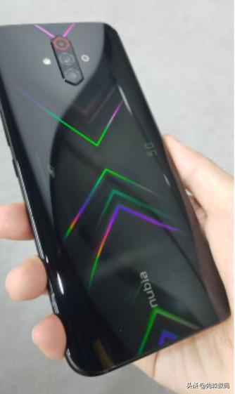 大容量电池手机排行榜2021性价比最高（千元大电池手机排行榜2021）-第1张图片