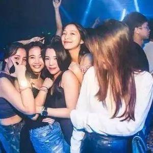 烟台芭娜娜酒吧女孩（烟台芭娜娜酒吧消费水平）