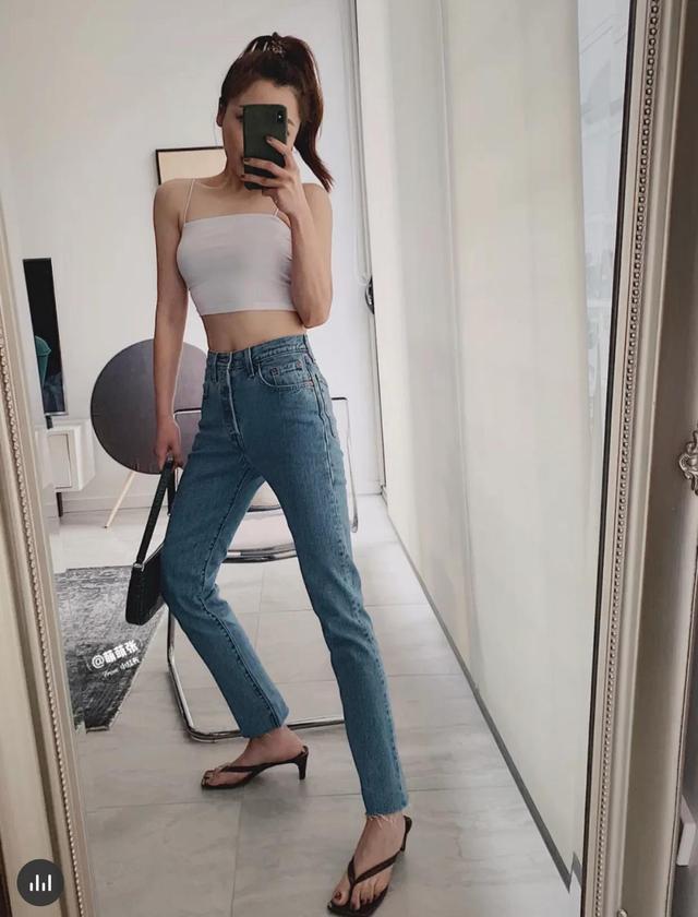 李维斯牛仔裤价格一般是多少(李维斯牛仔裤的价格)-第7张图片 李维斯牛仔裤价格一般是多少(李维斯牛仔裤的价格)-第7张图片