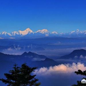 全世界最高的山峰是什么山峰（世界上最高的山峰是什么山峰）