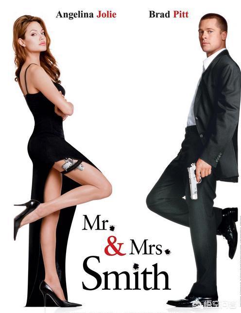 米拉乔沃维奇露过点吗（米拉乔沃维奇的肚脐）-第4张图片