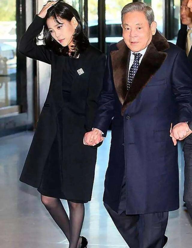 三星集团长公主下嫁保安故事(三星集团长公主为什么喜欢保安)-第5张图片 三星集团长公主下嫁保安故事(三星集团长公主为什么喜欢保安)-第5张图片