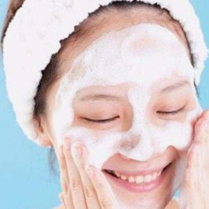 碧欧泉洗面奶是皂基还是氨基酸（碧欧泉男士洗面奶是皂基还是氨基酸）