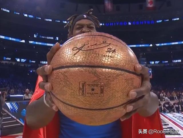 霍华德十大扣篮（霍华德生涯十大扣篮）-第5张图片