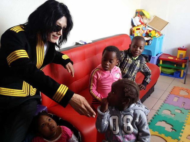 丽莎·玛丽·普雷斯利（猫王）-第8张图片