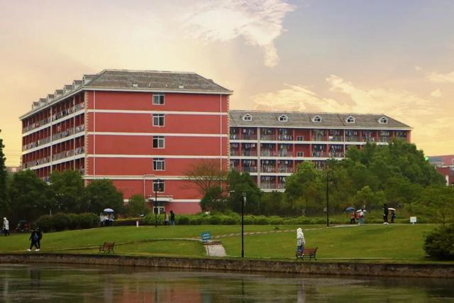 安徽外国语学院地址在哪里什么区（安徽外国语学院什么档次）-第8张图片